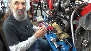 52 Harley Panhead Has a Pretty Severe Oil Leak