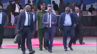 Magufuli akichezs wimbo wa rayvanny #magufuli jembe