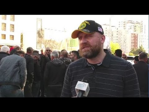 ნადირობა აქვთ გამოცხადებული შმაქსებზე, აკაჩავებენ, შმაქსებს თავი დაანებონ - შმაქსების აქცია შსს-სთან