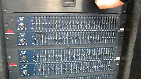 DBX 1231 stereo graphic EQ rack