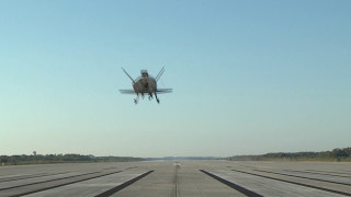 Air Force X-37B OTV-4 Landing [Runway]