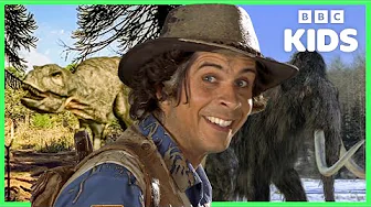 Dinosaurs VS Mammoths 😱🦣🦖 | Andy's Amazing Adventures | BBC Kids