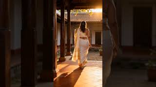 Golden Hour Elegance | Kerala Kasavu Saree Walk in Traditional Courtyard[4K]