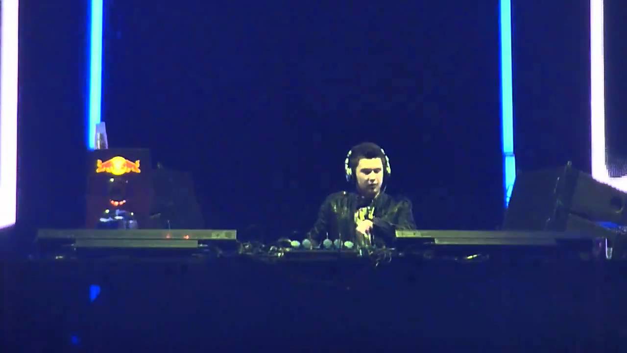 John Askew - The Witch John Askew - The Witch