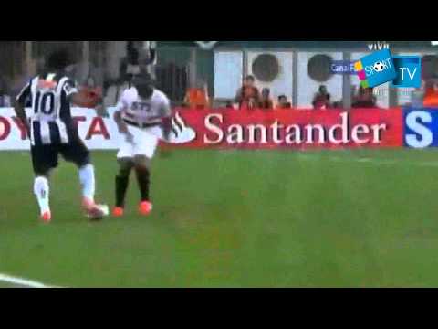 რონალდინიო ჩვეულ ფორმაშია