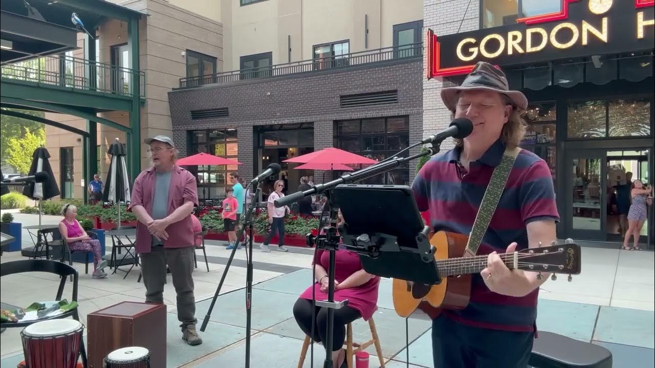 Angel From Montgomery (John Prine & Bonnie Raitt) - YouTube