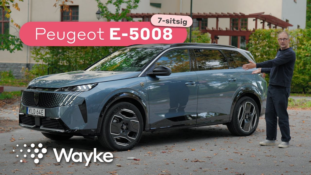 PROVKÖRNING av Peugeot E-5008