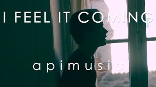 Video thumbnail of "THE WEEKND - I FEEL IT COMING (apimusic french version)"