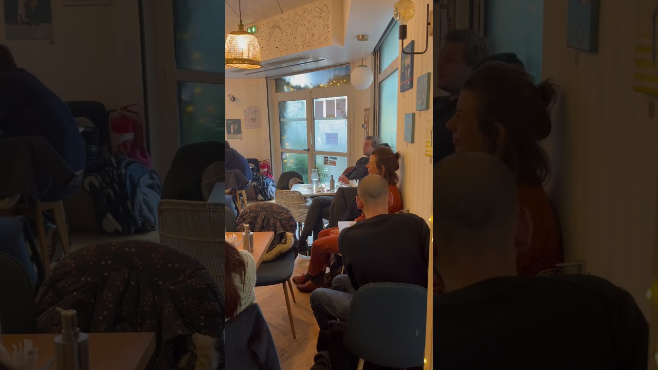 Brunch concert au Kimia café kids friendly. Hélène MAKKI