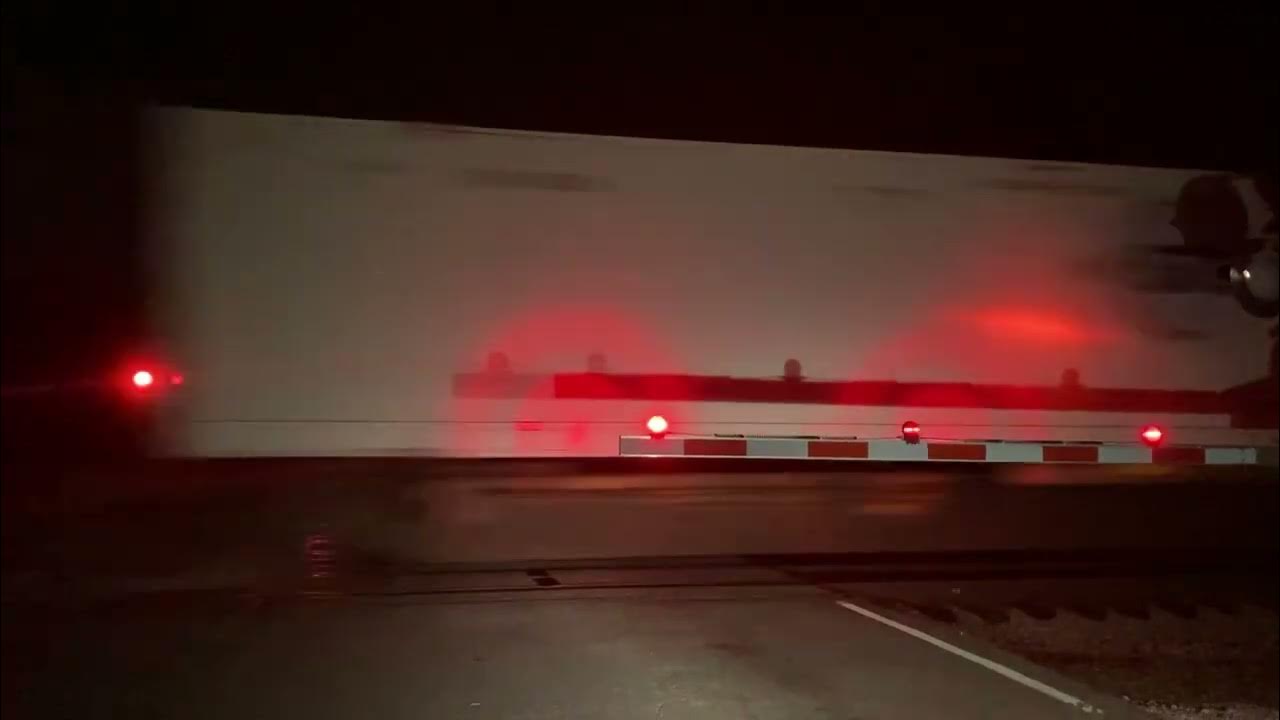 CSX I032 Intermodal Train with mid Train DPU Alright and Do Not Hump