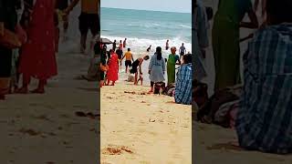 palake jab lagta Hai Aasman usna bhi tujsa dekha #puri #love #beauty #beach ❤️🥰♥️