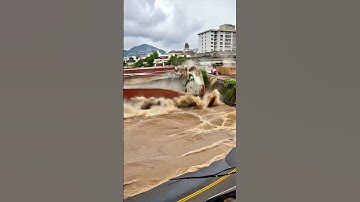 Dramatic Scene Apartment Building Collapses in Huge Flood