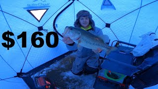 Fishing in a $160 Insulated Ice Shack from AMAZON (25MPH WINDS)