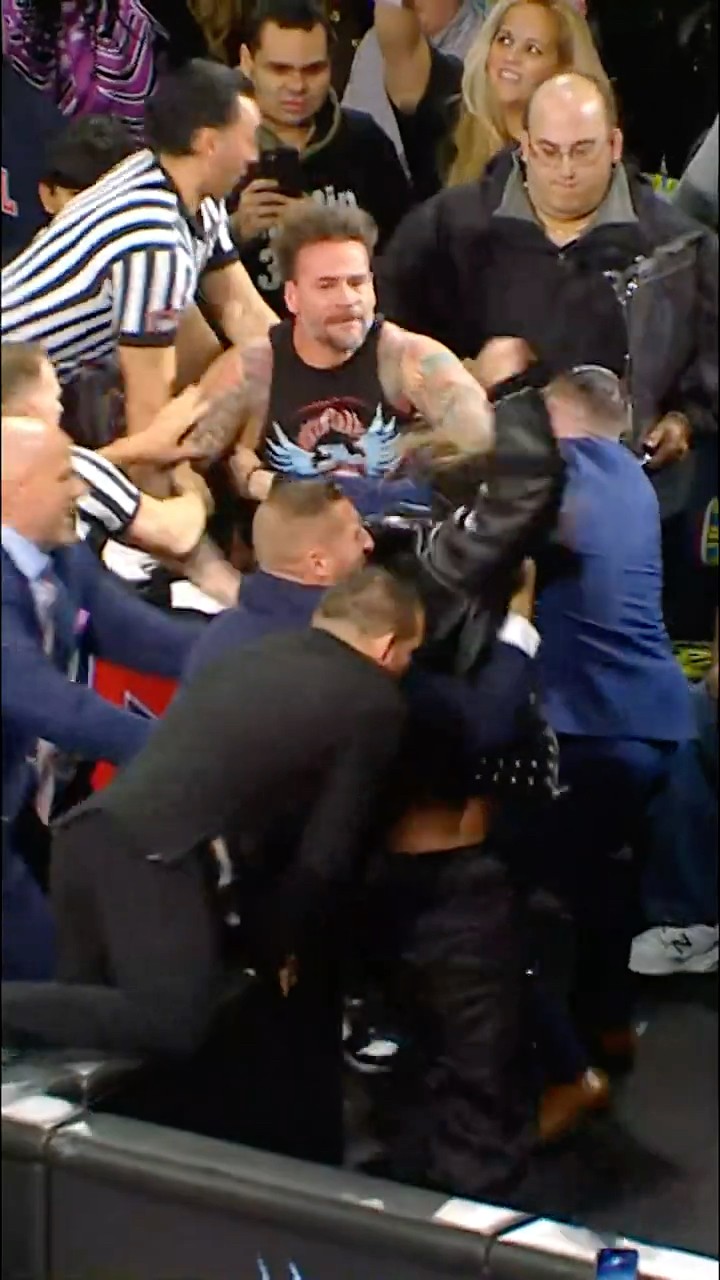 IT’S A BRAWL IN BOSTON ?? #WWERaw