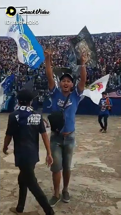 Janji sumpah setia ...Arema selamanya......