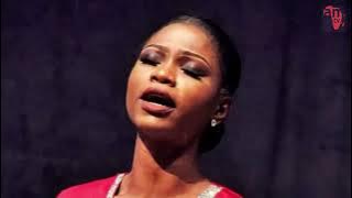 Jennifer Maduka performed Ezi Chukwu Nara Aja Anyi composed by Fr. Obieli Udoka