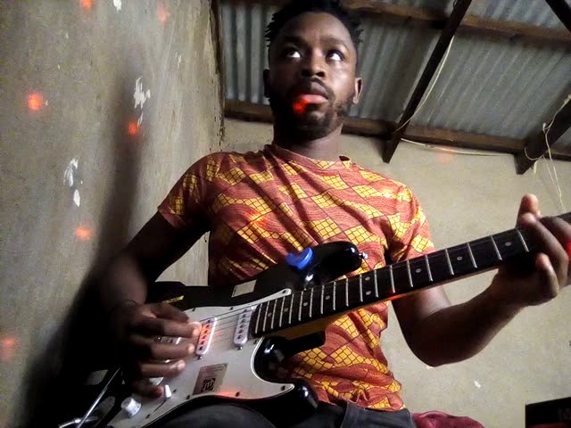 Mthimbani ft sister loveness dangerous love..cover by lwazi the guitarist🔥🔥🔥🔥l