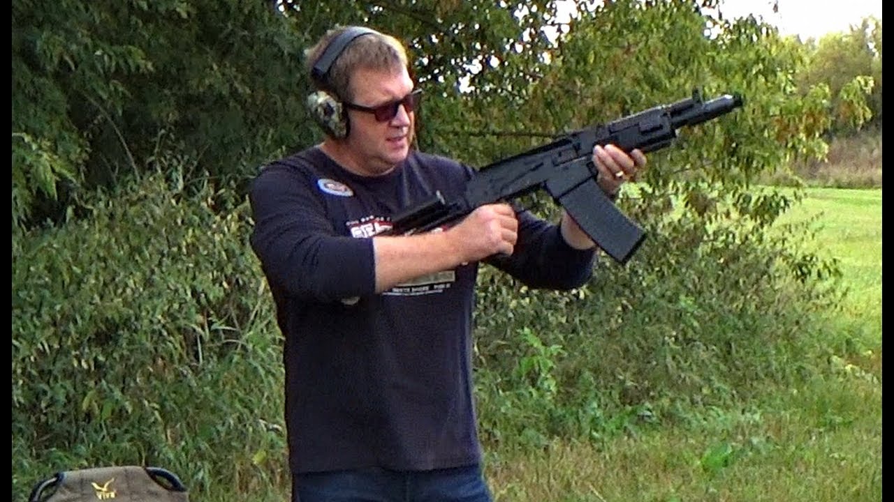 Dragon breath 12 калибр. Аа 12 оружие. Ак74мб от обобоб. Новый автомат калашникова ак-12. Мт-12 рапира прицел.