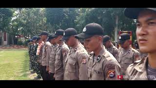 Tradisi Penjemputan Bintara Remaja Penempatan Brimob Angkatan 47 Polda Banten Tahun 2022 Tradisi Penjemputan Bintara Remaja Penempatan Brimob Angkatan 47 Polda Banten Tahun 2022