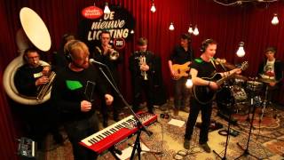 Studio Brussel: Zinger - Daydream [Wallace Collection cover] live Resimi