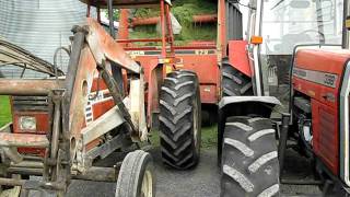 unloading haylage 2011