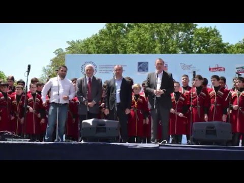 გორის გამგეობის საახალწლო მილოცვა 2016