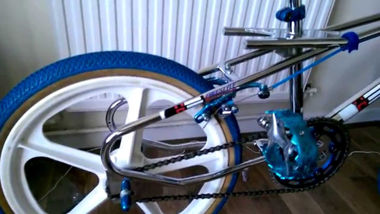 hutch trickstar - YouTube