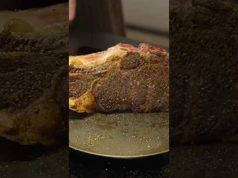 Cuire une côte de bœuf sans