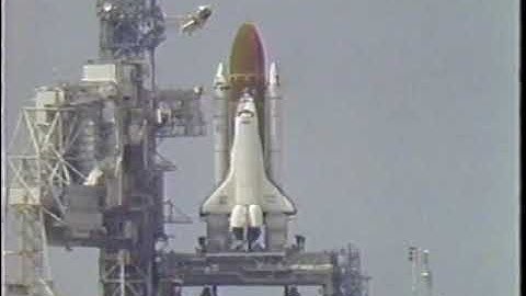 Space Shuttle Atlantis - STS-30 Launch