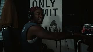 in the stu - EPISODE. 1 “naive”