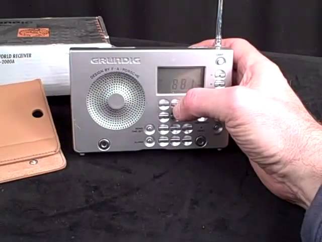 【希少／使用歴2回】GRUNDIG社製ラジオ YACHT BOY P2000 Radio Grundig yb-p 2000 Yacht Boy p 2000 - YouTube