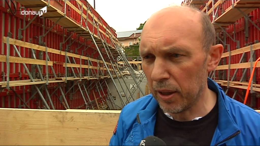 Kultur oder Wissenschaft -- Der Bau des neuen Konzerthauses in Blaibach