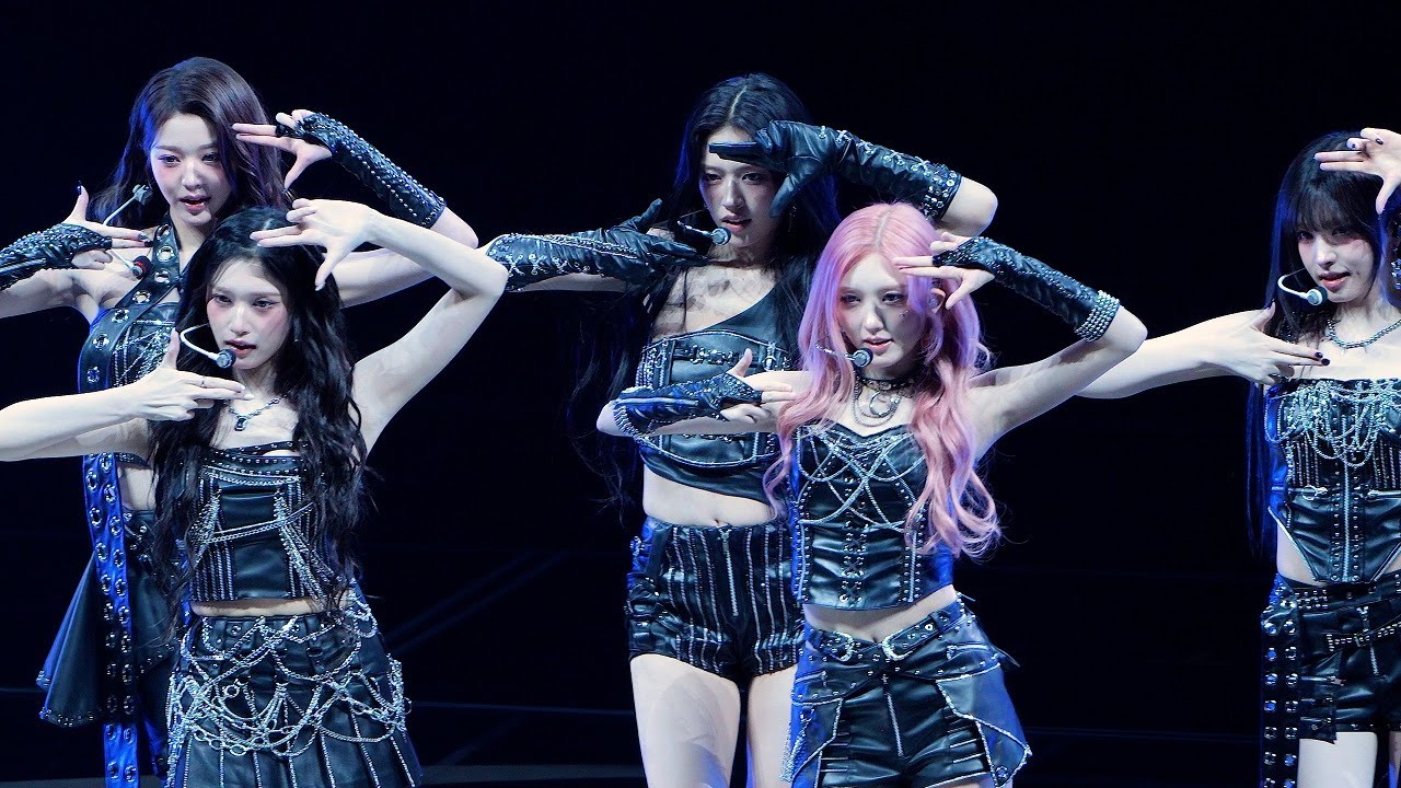 251102 아이브 안유진 