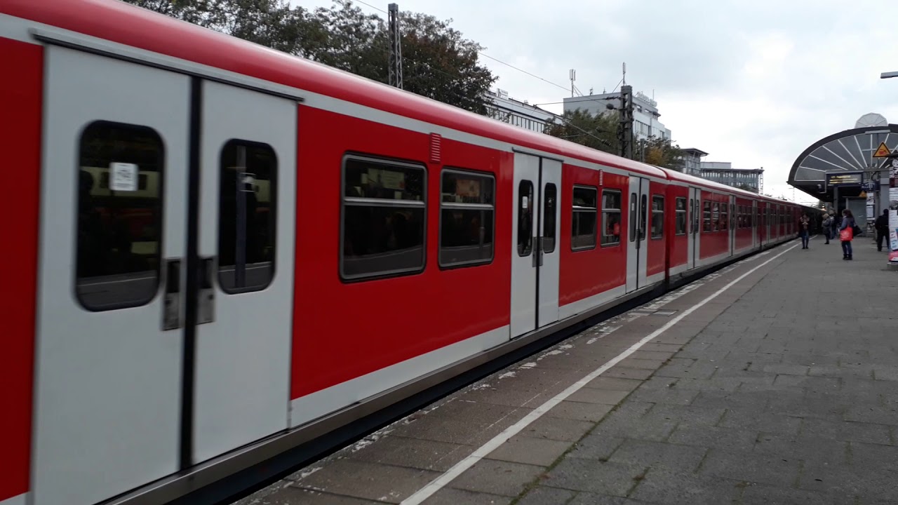 Ausfahrt einer Br472/473 im Bahnhof Holstenstraße|Öpnv Hamburg Fan