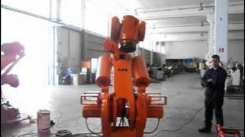 ABB industrial robot IRB6400 M98 with S4C controller in eurobots