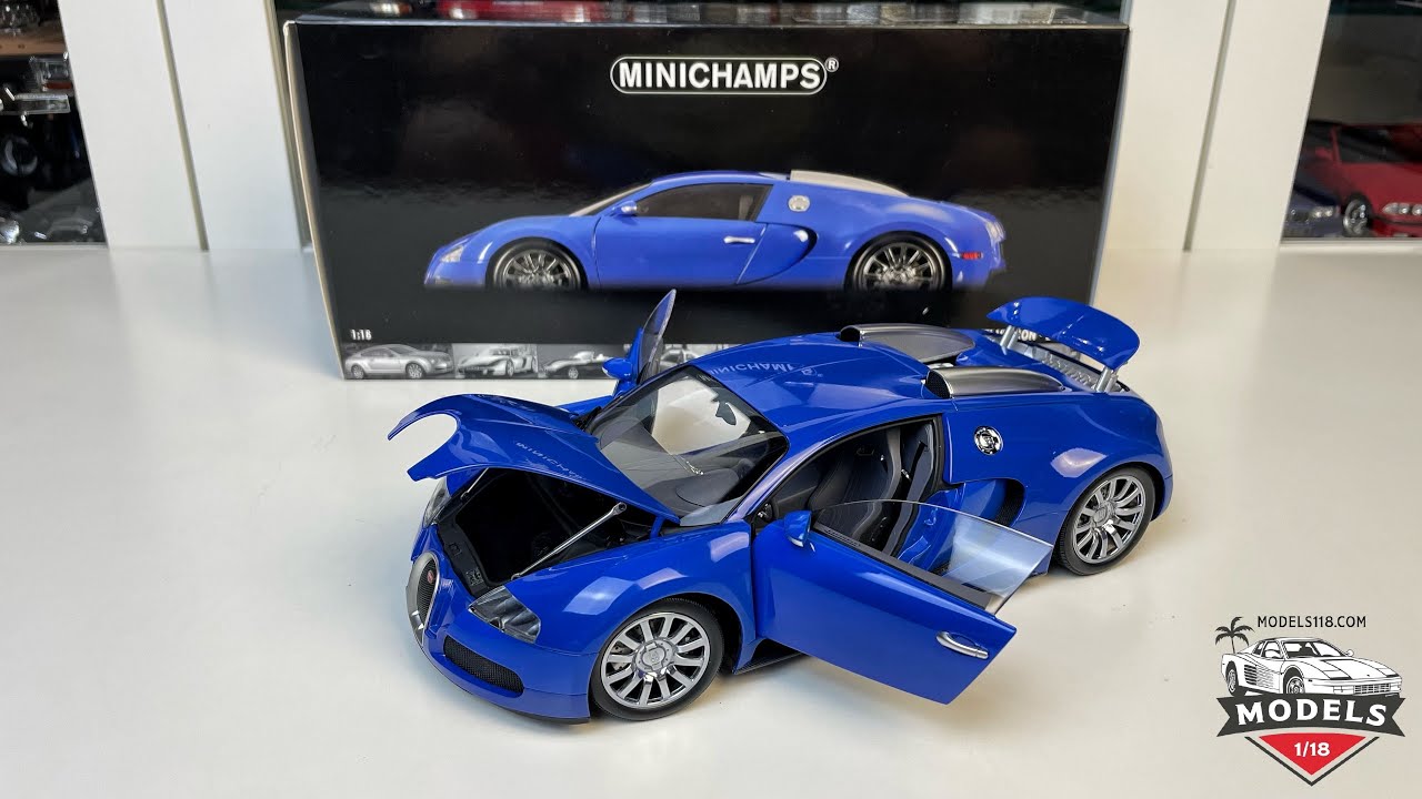 1:18 Bugatti Veyron (Dark Blue / Light Blue) - Minichamps