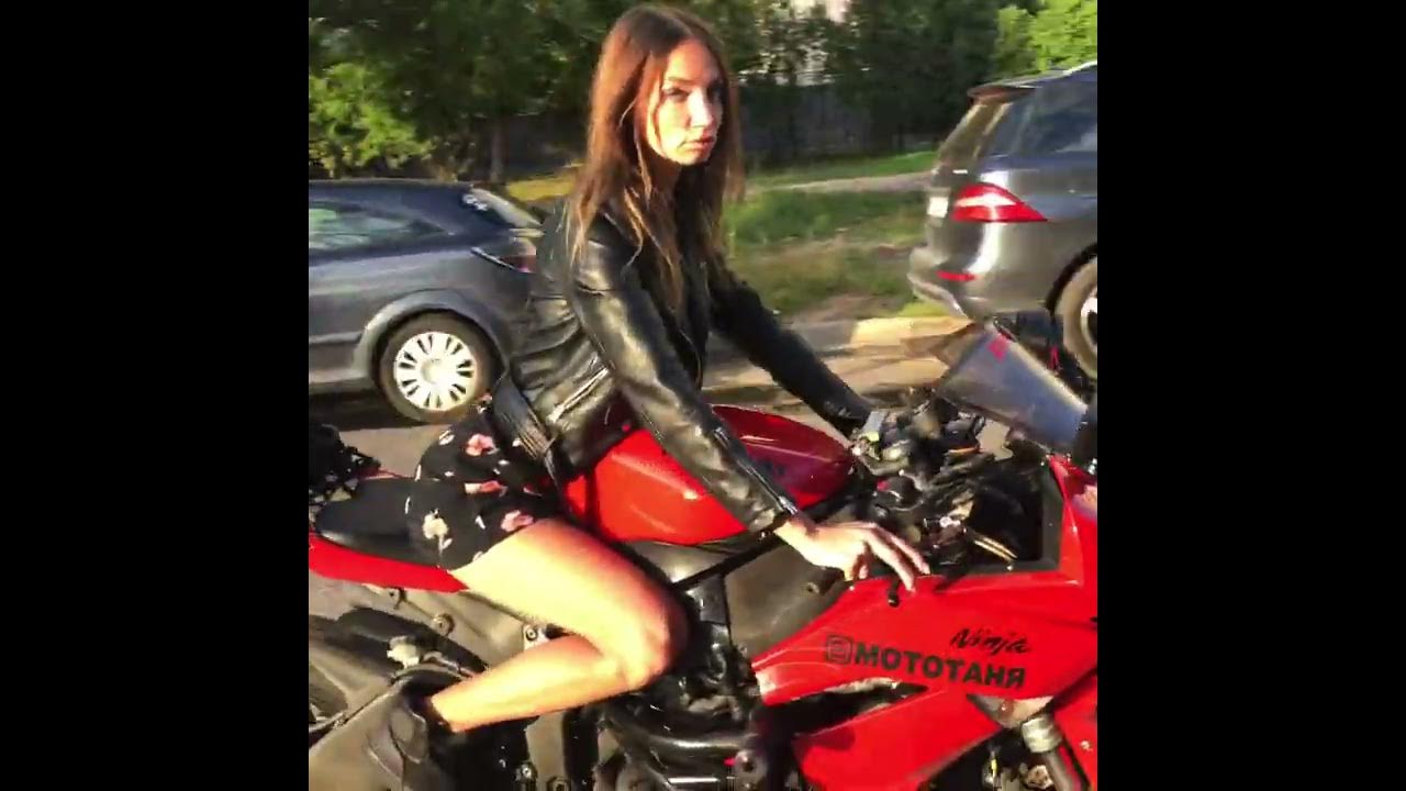 Таня Озолина без мотоцикла