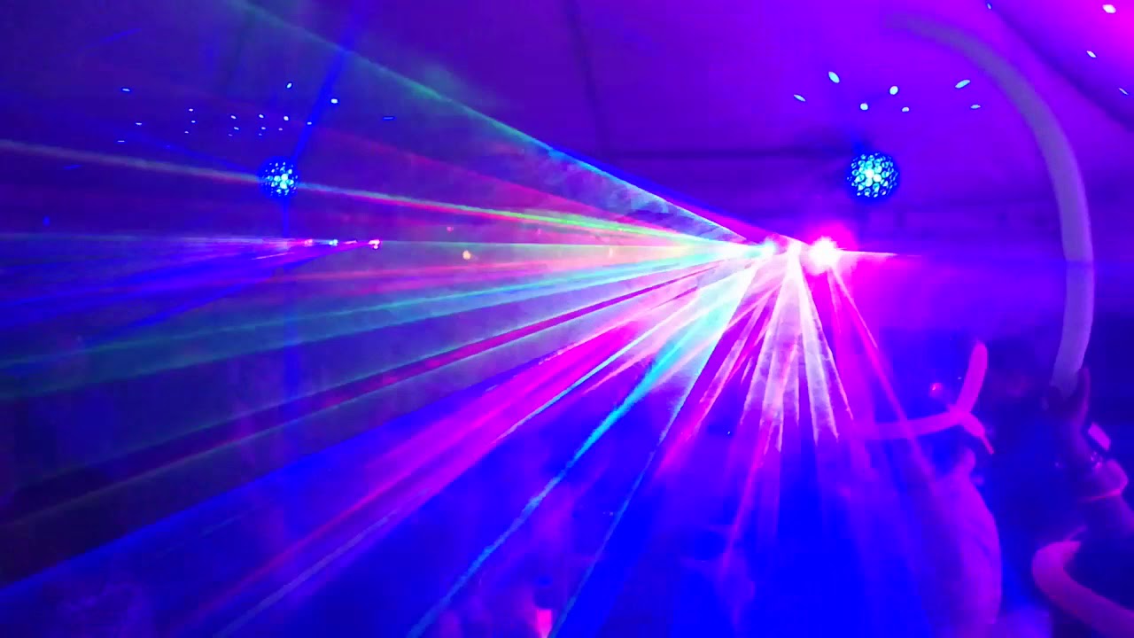 show de luces, sonido DJ en vivo y efectos para fiestas de 15 años. 304 384  6576 Cali 