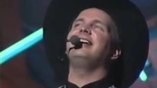 Video thumbnail of "Garth Brooks The River  Live 1992"