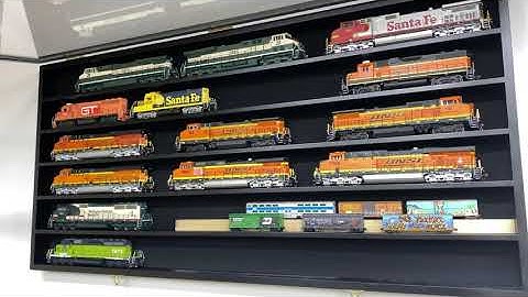 Review: HO Scale Display Case Shadow Box from Amazon