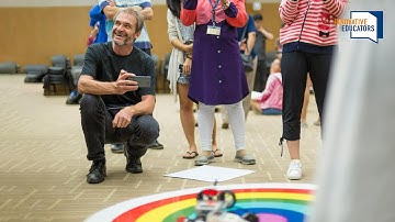 When computer science and aliens meet: Putting a spin on programming with experiential learning