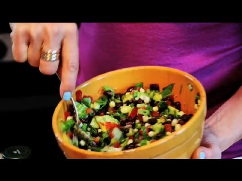 Video: Avokadosallad Med Röd Paprika