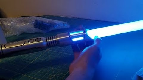SABERFORGE: Aeon Stunt Saber - Medium Blue Unboxing and Review!
