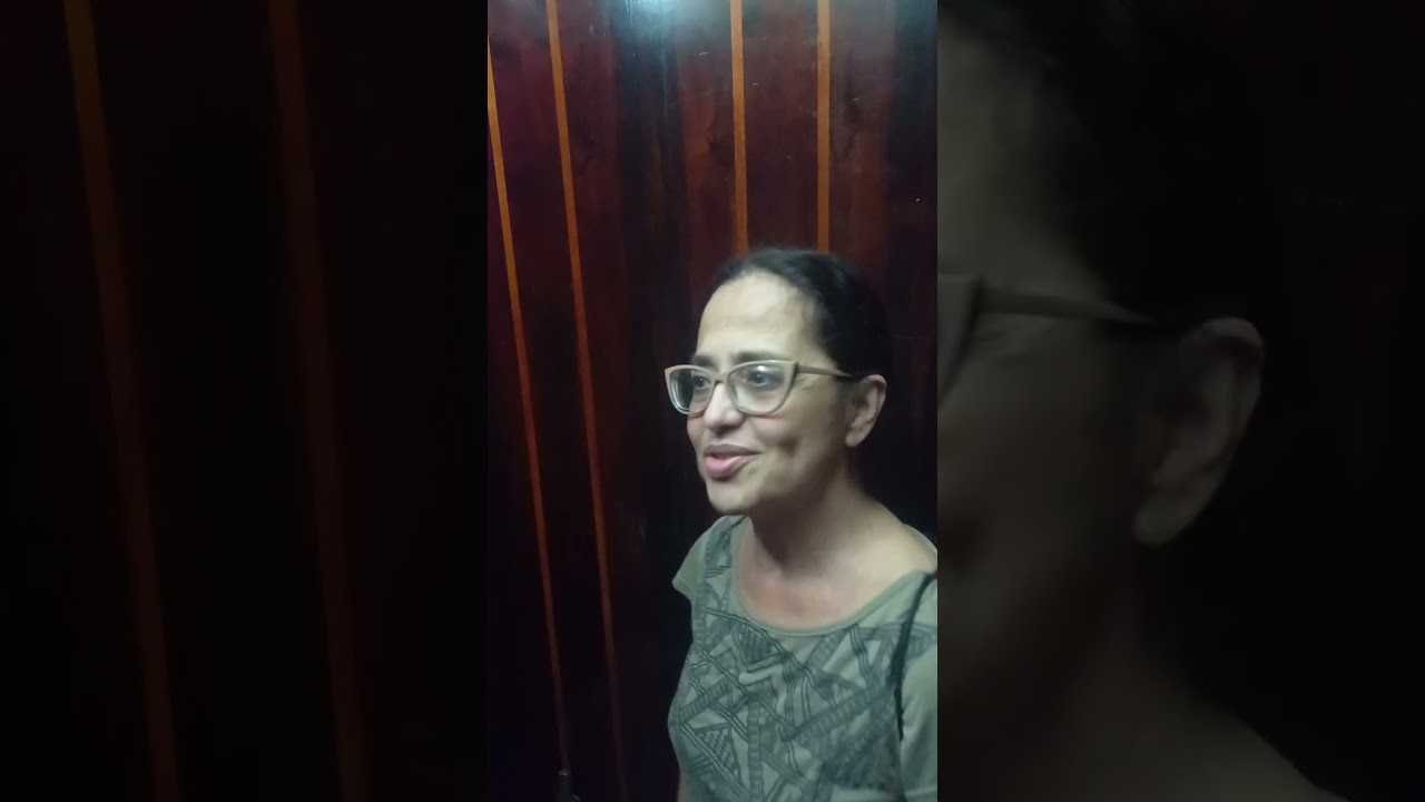 Elevador antigo na prefeitura de Santos 