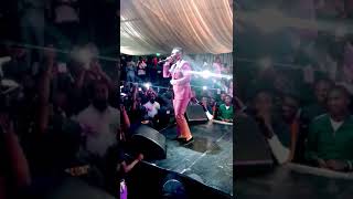 Oritsefemi shutdown his community’s tour right in port harcourt rivers state 🔥✌️