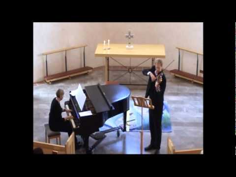 Holger Petersen performs Beau Soir by Debussy-Heif...