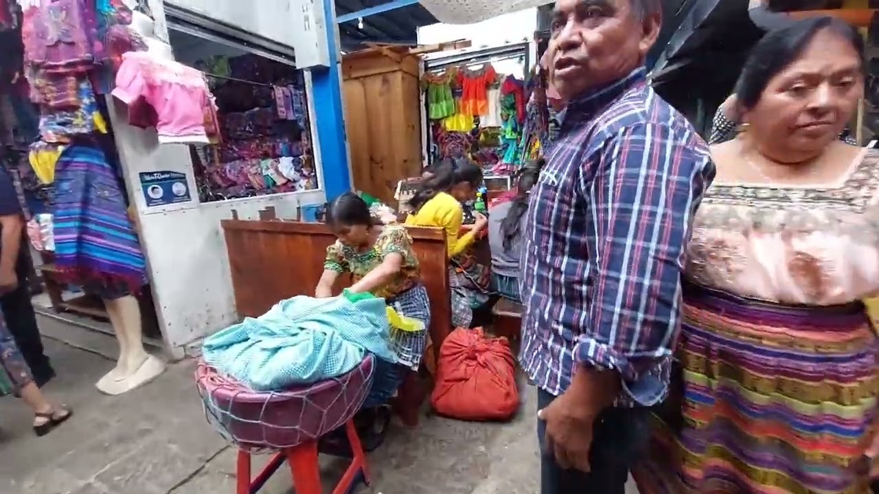 Entrando A Santa Cruz del Quiche