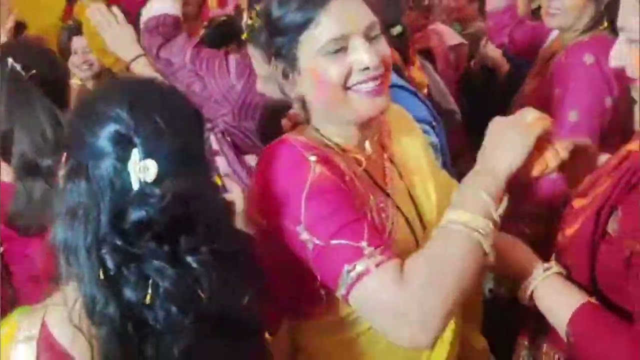 Radha Krishna Holi bhajan# kirtan # Vrindavan bhajan special#Holi special