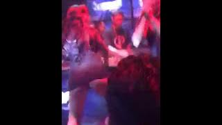 Olyolyjo Goyang Sexy Dance di Club malam