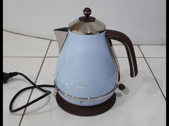 DeLonghi KBO2001VAZ Icona Vintage Azure Kettle - Unboxing